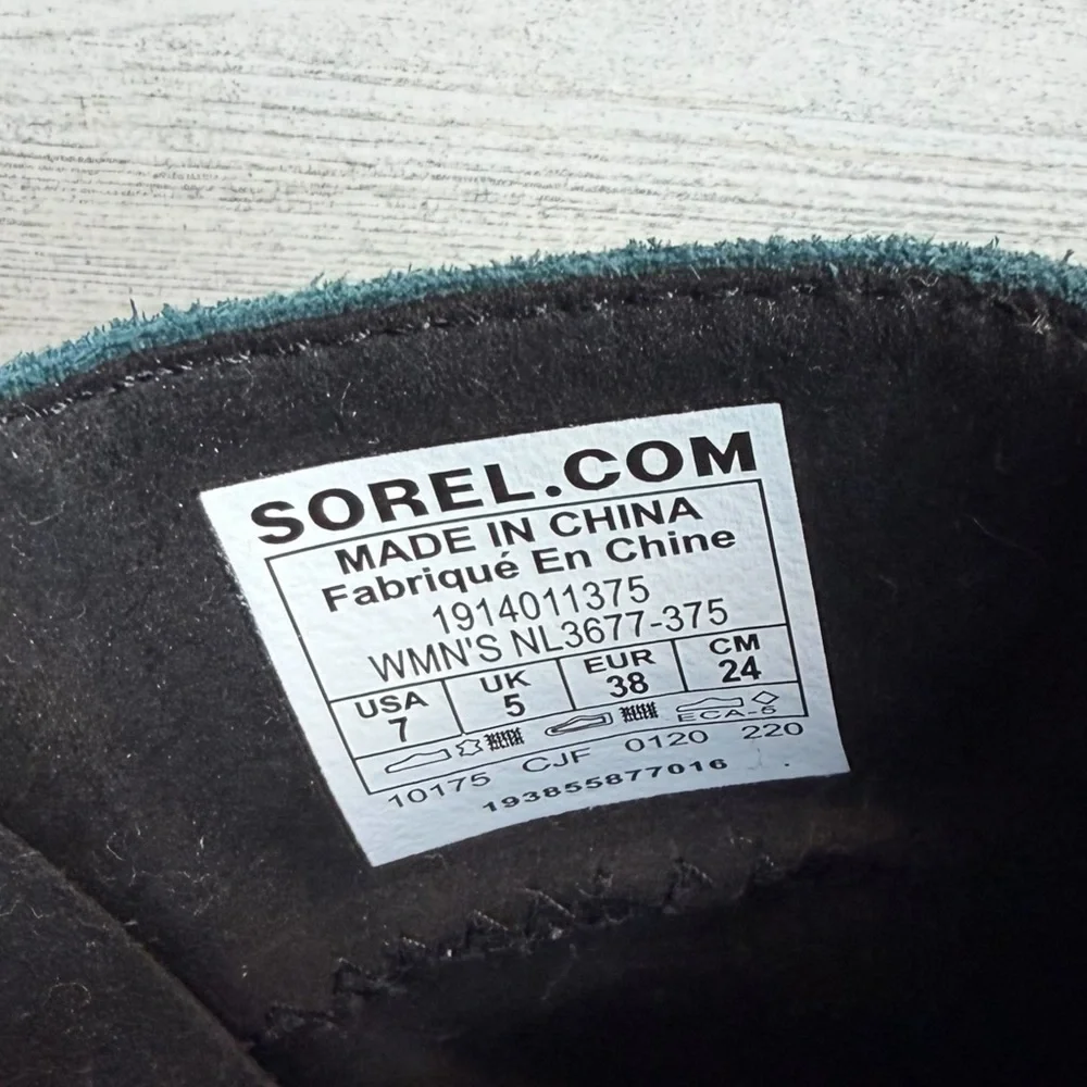 Sorel Joan of Arctic Wedge Booties Dark Seas Blue Suede Size 7 Gorpcore Urban